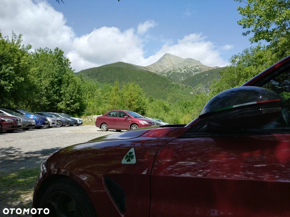 Alfa Romeo Giulia 2.9 V6 Bi-Turbo AT8 Quadrifoglio - 17