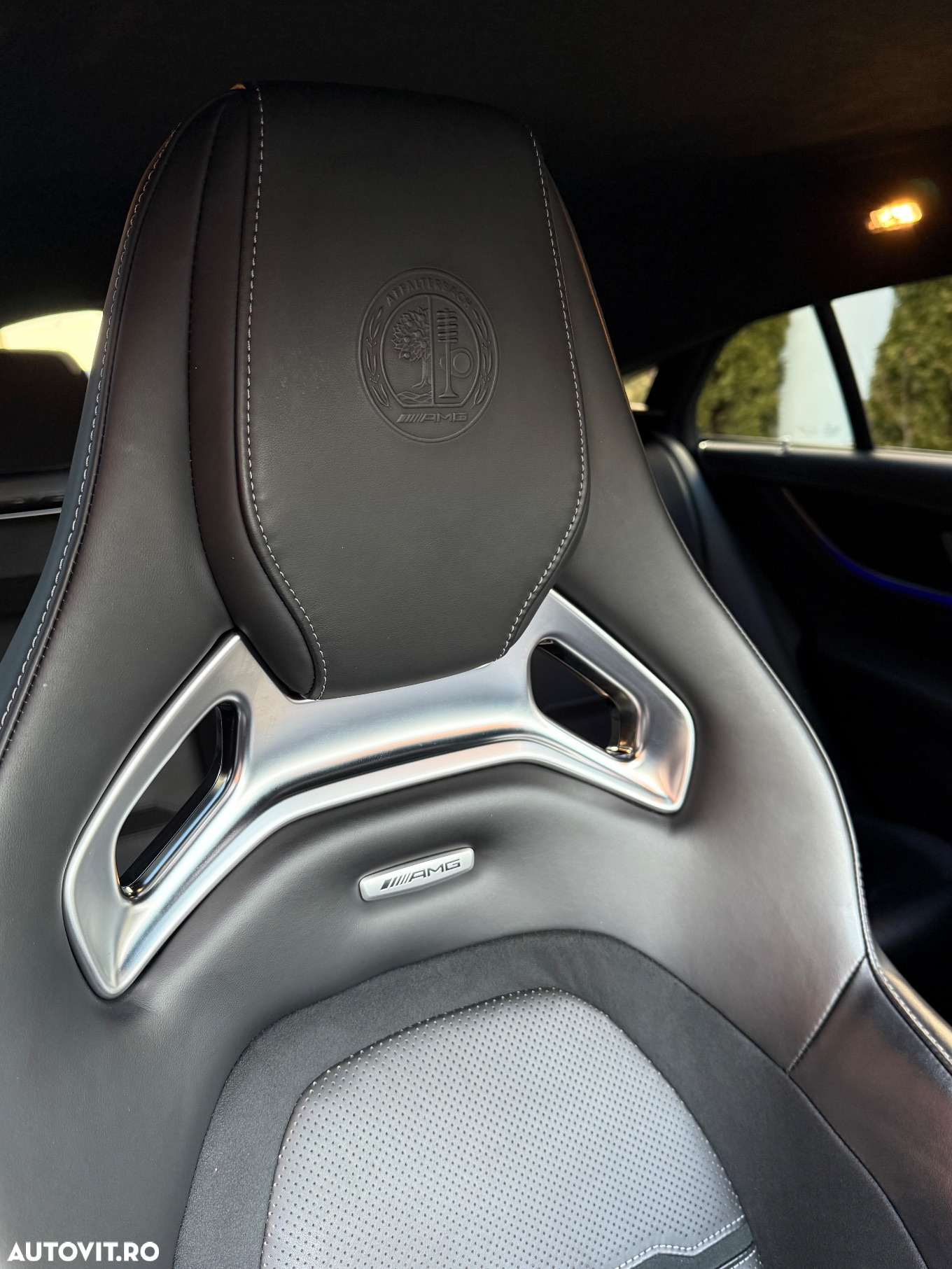 Mercedes-Benz AMG GT-S 63 4MATIC+ - 12