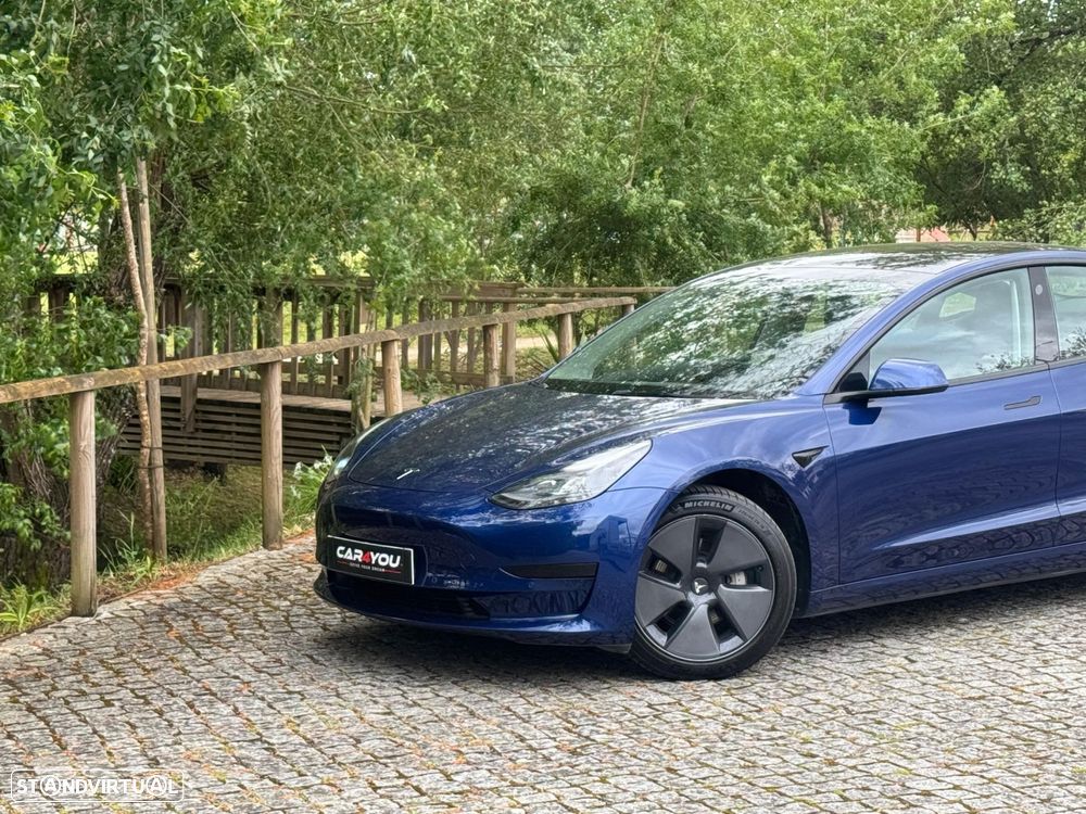 Tesla Model 3 - 2