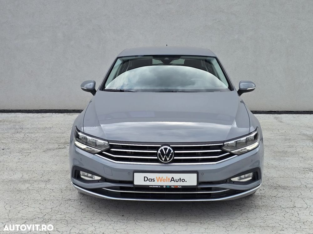 Volkswagen Passat 2.0 TDI DSG Highline - 9
