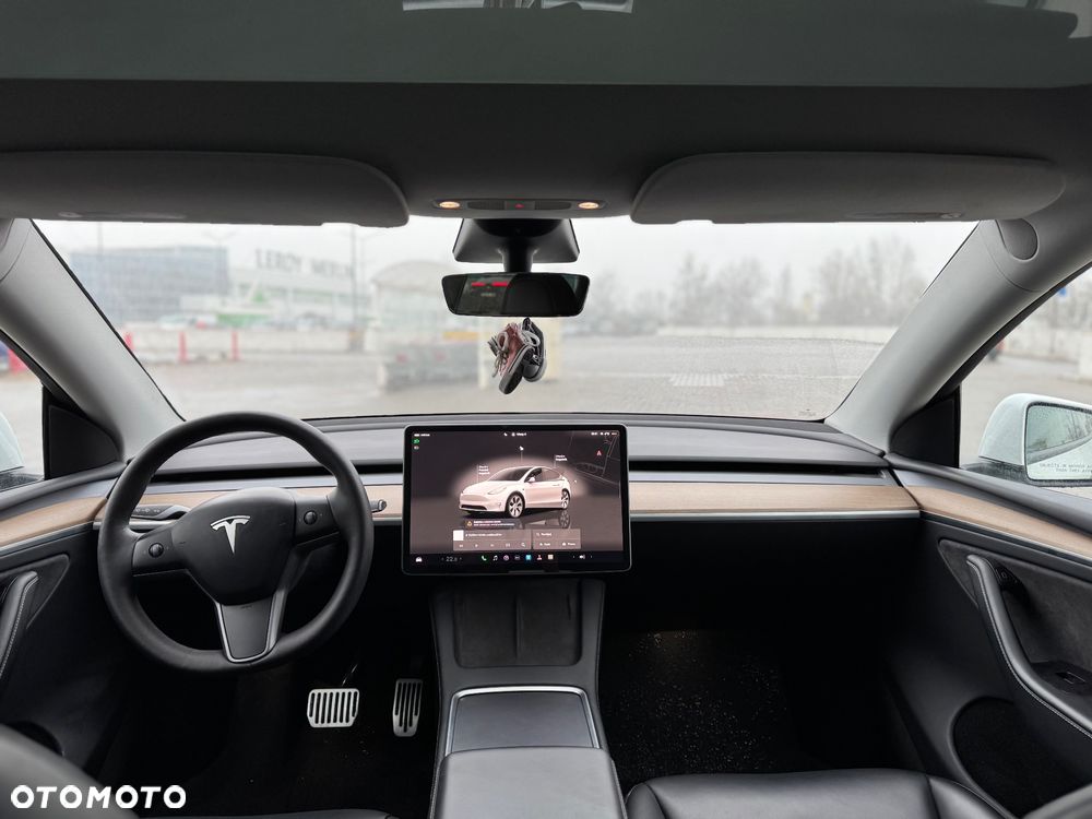 Tesla Y Long Range Dual Motor AWD - 20