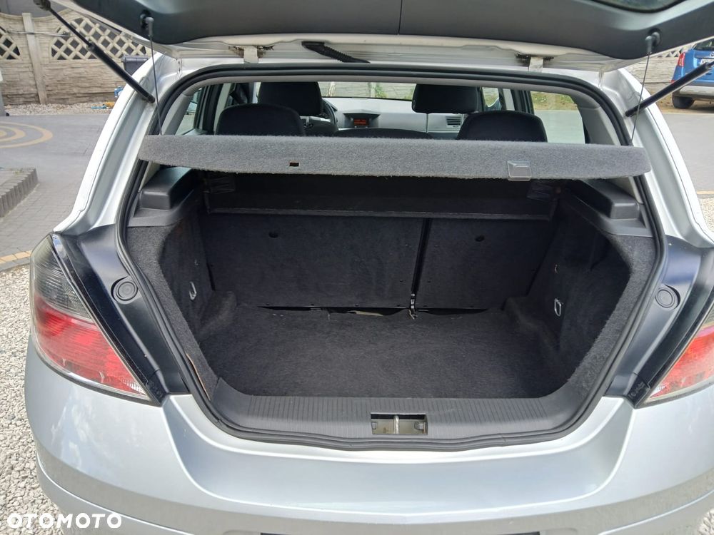 Opel Astra 1.6 - 13