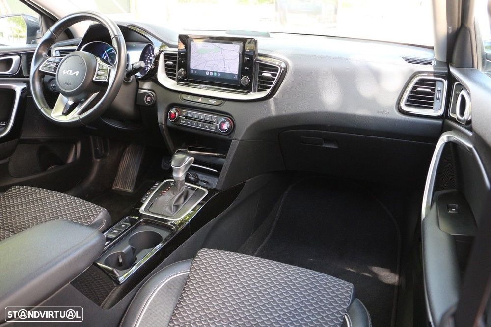 Kia Ceed SW 1.6 GDi PHEV Tech 6DCT - 17