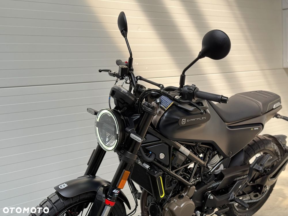 Husqvarna Svartpilen - 22