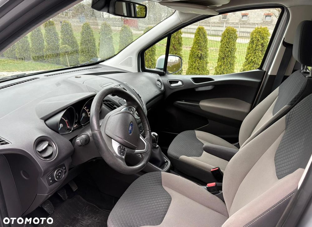 Ford Tourneo Courier 1.5 TDCi Trend - 9