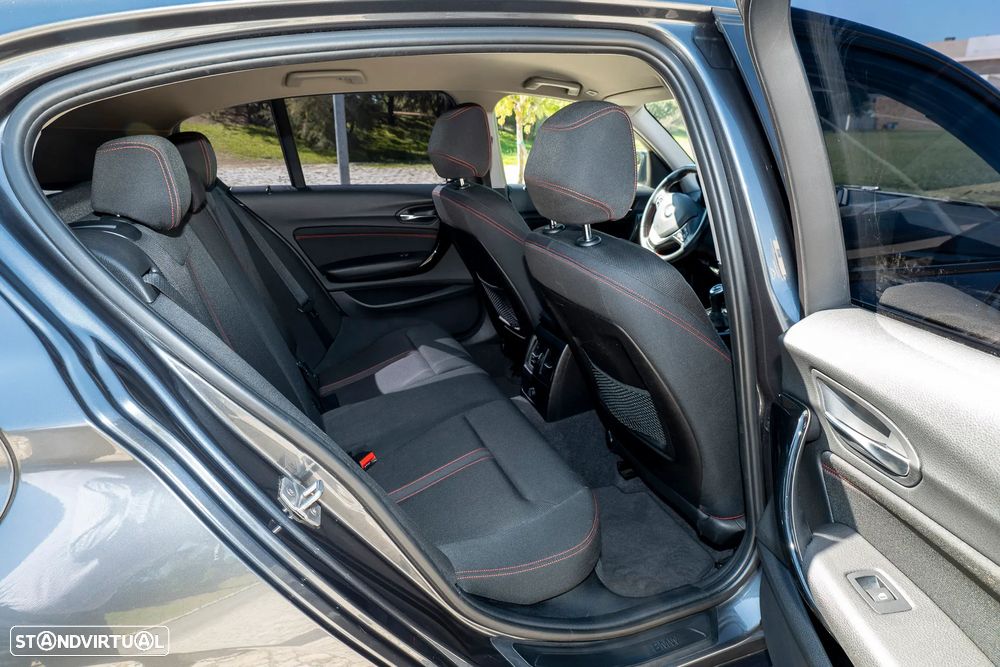 BMW 120 i Line Sport - 16
