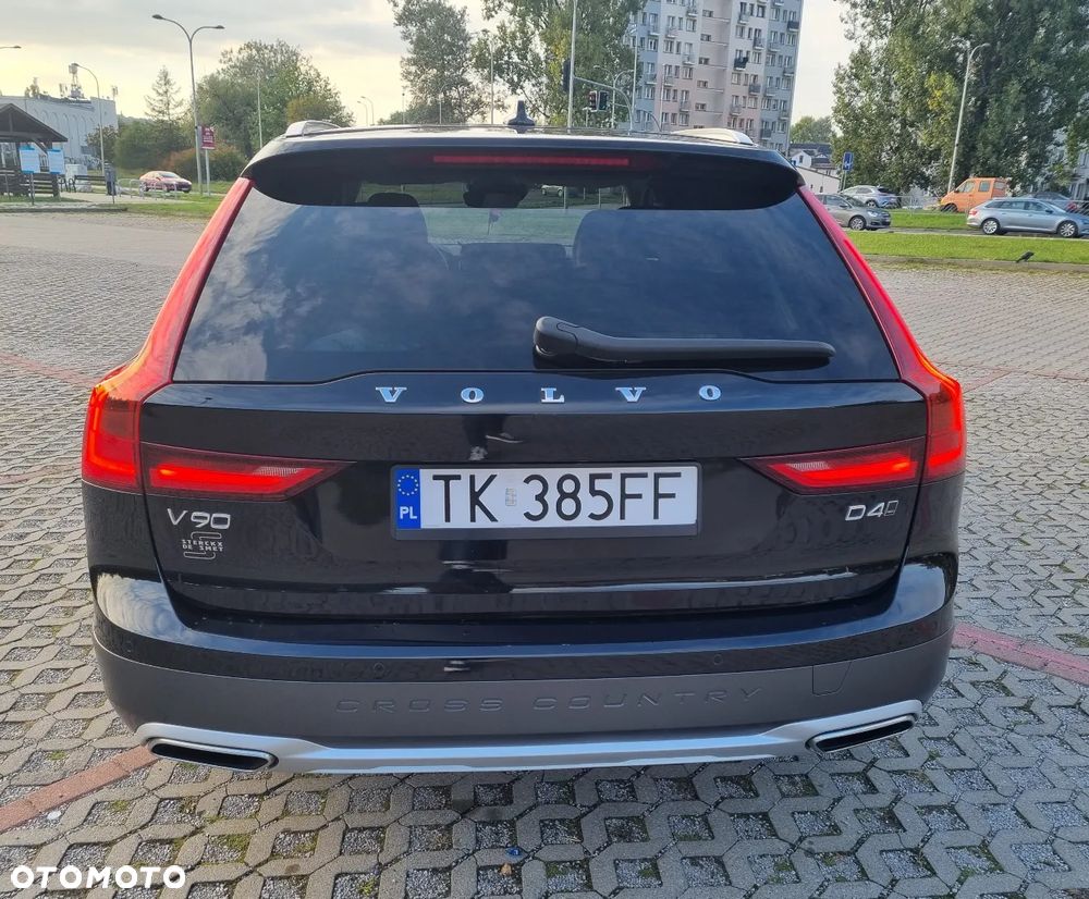 Volvo V90 Cross Country D4 AWD Geartronic Pro - 8