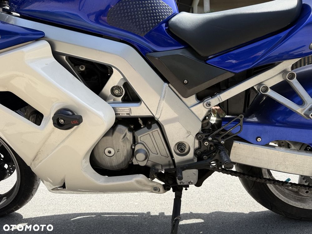 Suzuki SV - 11