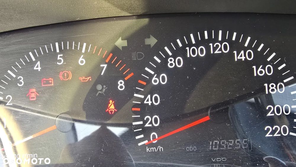 Toyota Corolla 1.4 VVT-i - 11