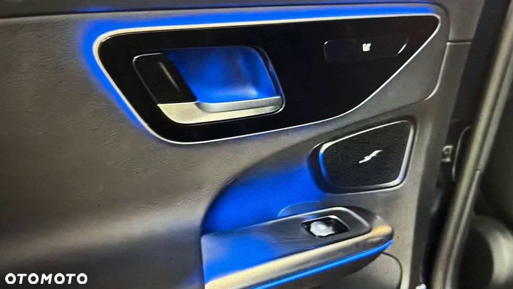 Mercedes-Benz Klasa C 220 d 9G-TRONIC - 18