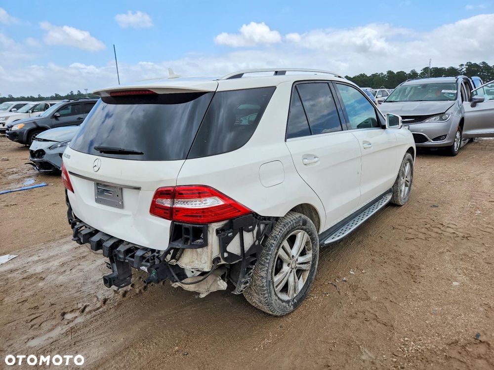 Mercedes-Benz ML 350 4MATIC (BlueEFFICIENCY) 7G-TRONIC - 4
