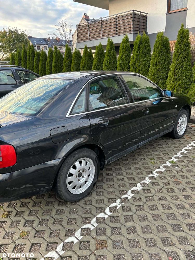 Audi A4 Avant - 8