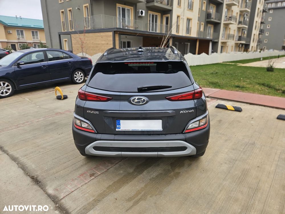 Hyundai KONA - 2