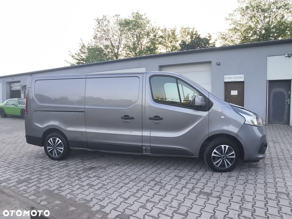 Renault Trafic - 2
