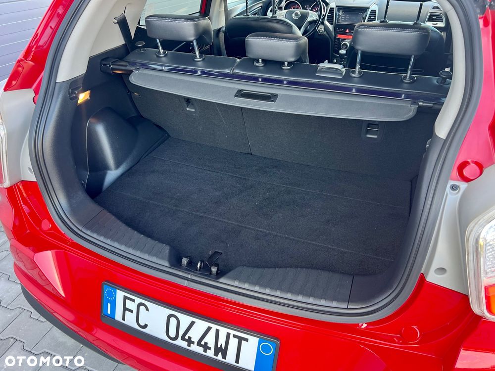 SsangYong/KGM Tivoli e-XDi 160 4WD Crystal - 12