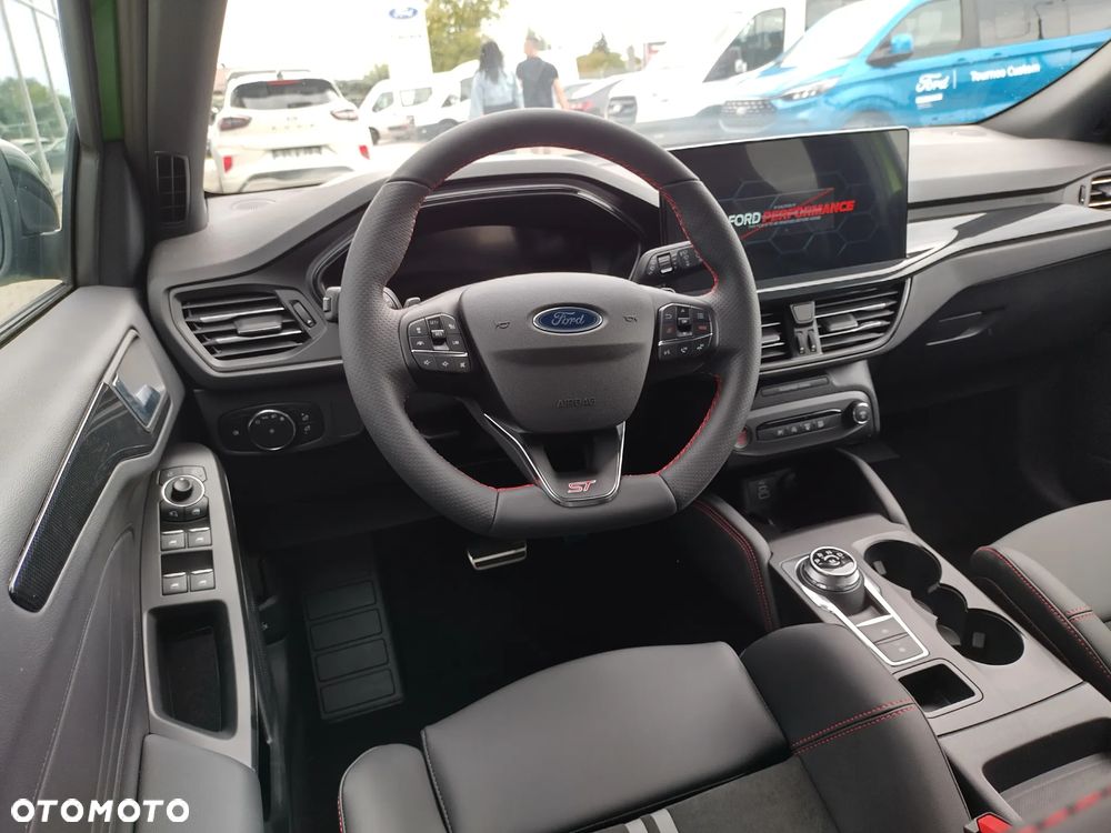 Ford Focus 2.3 EcoBoost ST X - 5