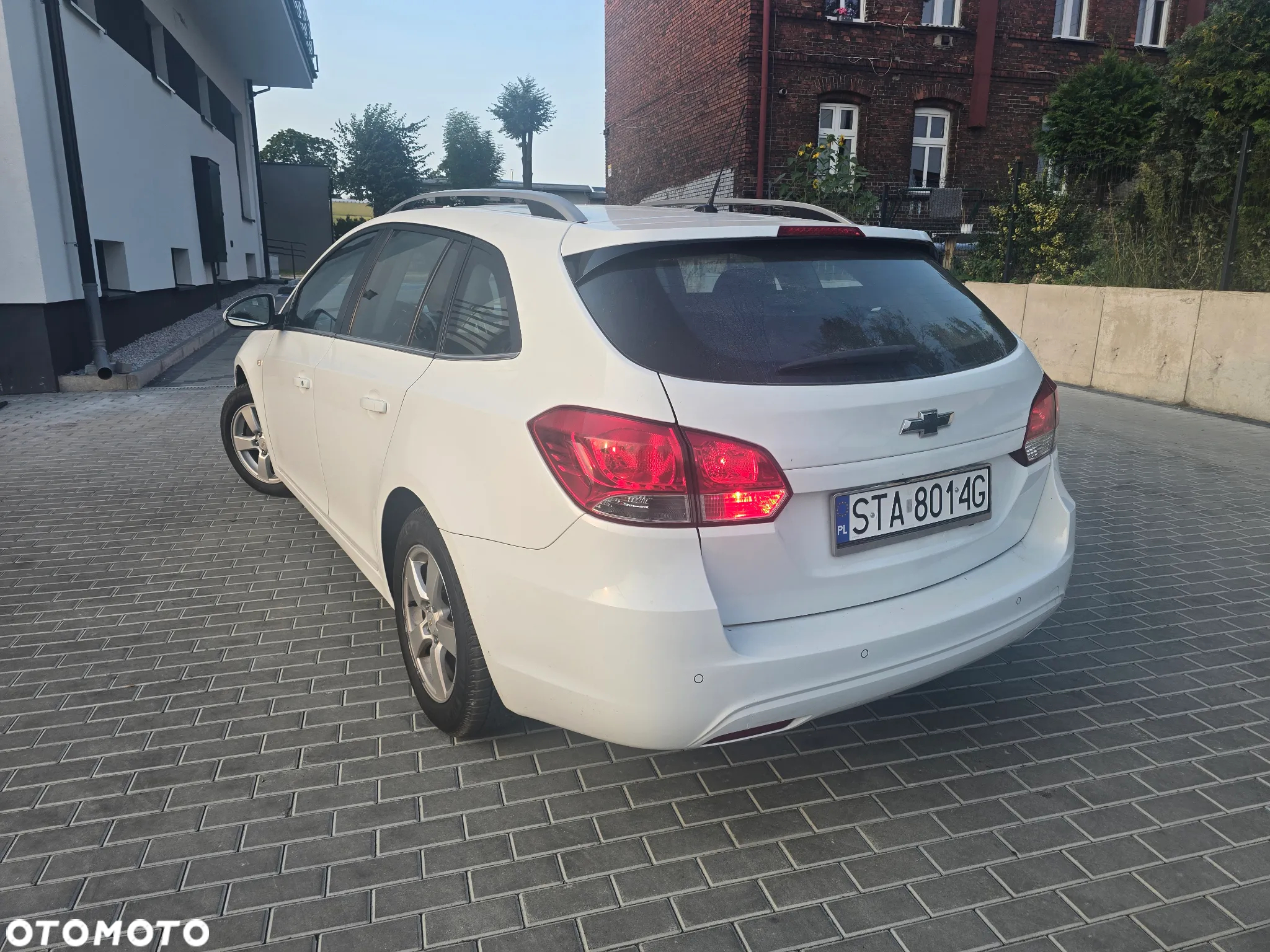Chevrolet Cruze Station Wagon 1.6 LS+ - 3