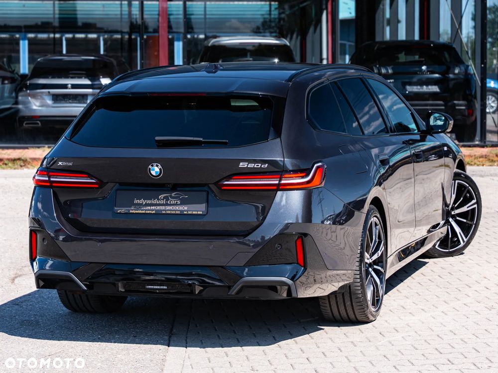 BMW Seria 5 520d xDrive mHEV M Sport - 3