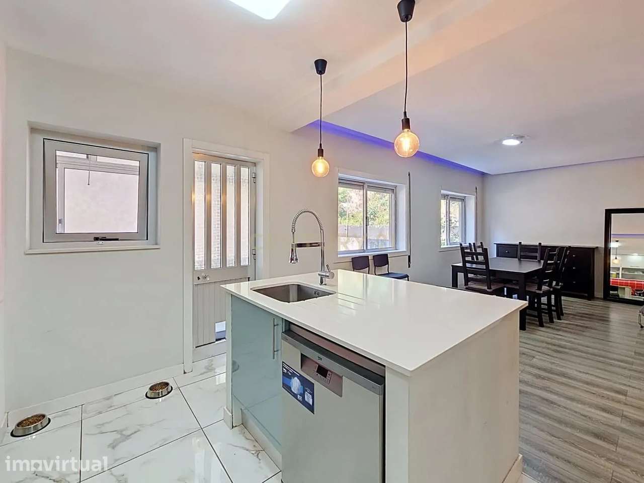 Apartamento T2 Remodelado e Mobilado - Centro de Gondomar - Grande imagem: 4/16