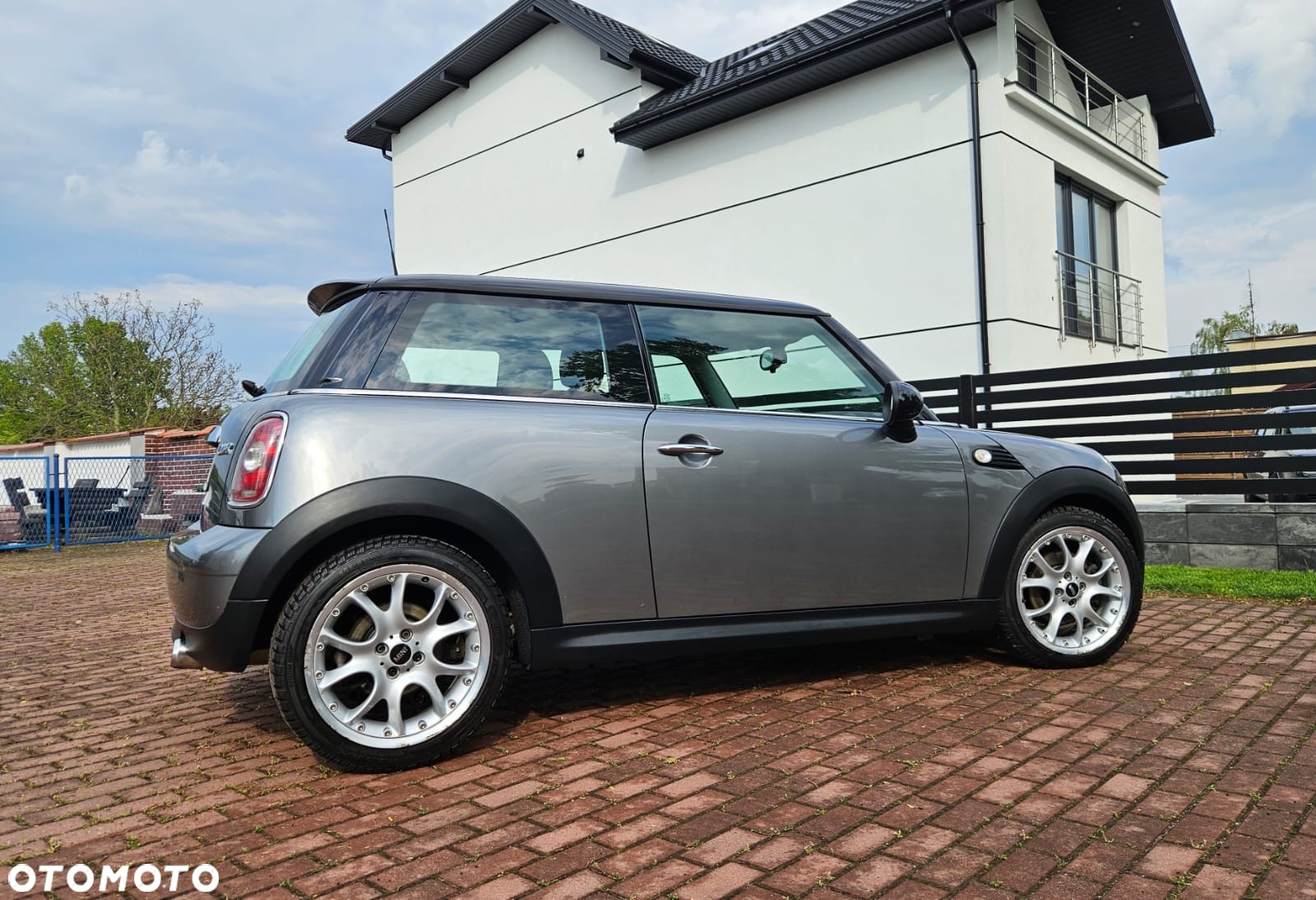 MINI Cooper Standard - 9