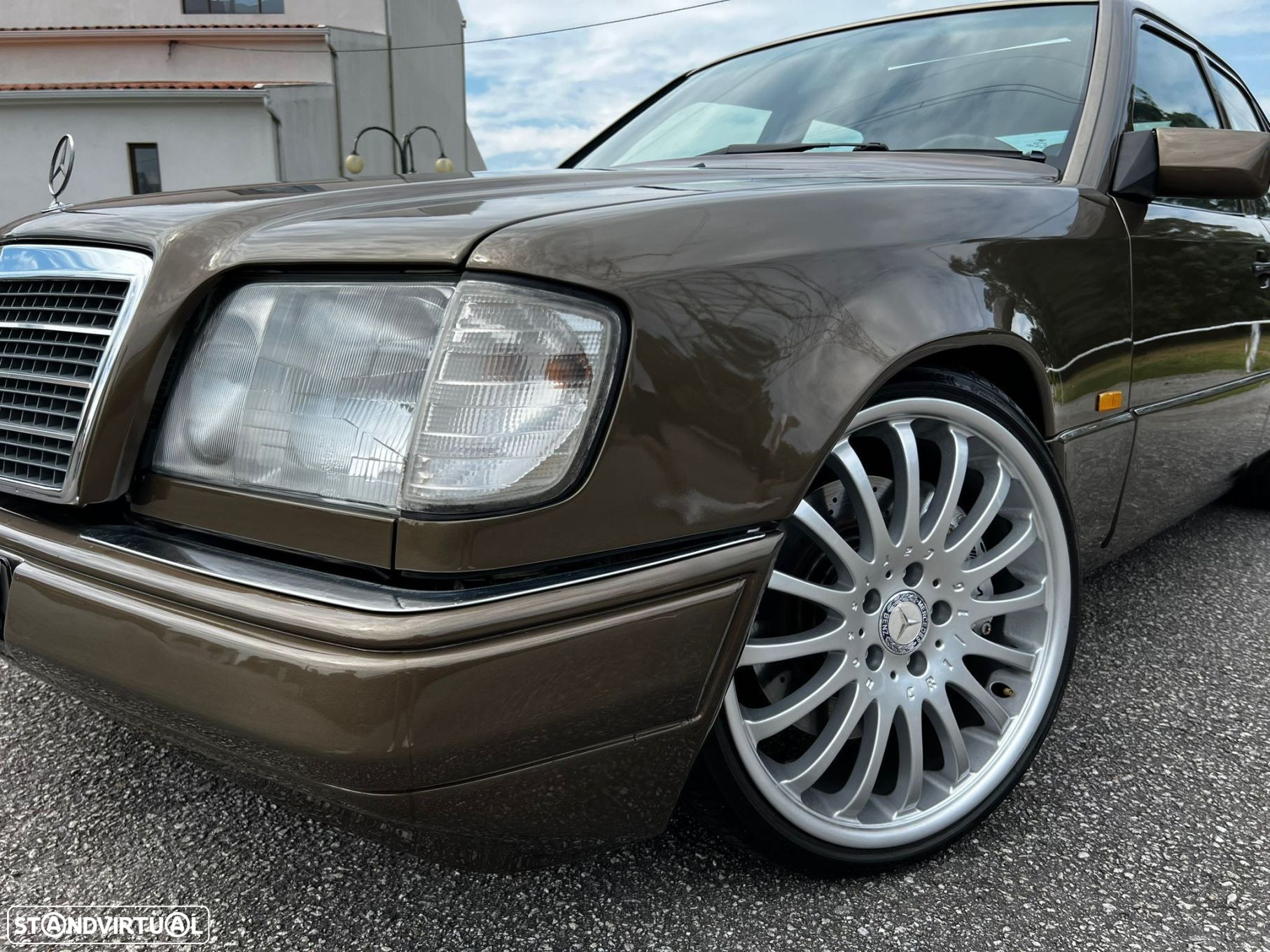 Mercedes-Benz 300 TD - 17