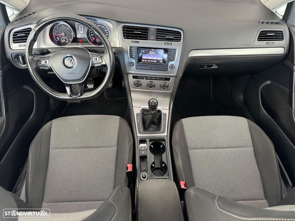 VW Golf 1.6 TDi Trendline - 12