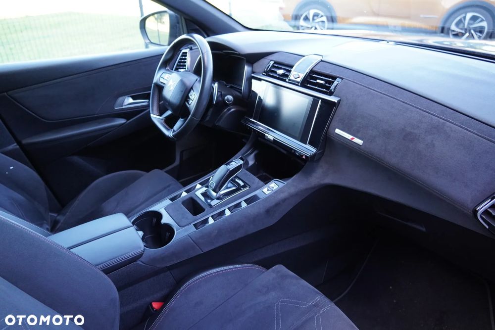 DS Automobiles DS 7 Crossback 1.6 PureTech Performance Line + - 18