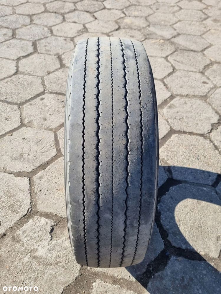 OPONA KOŁO UNIROYAL 215 75 R 17,5 6mm - 1