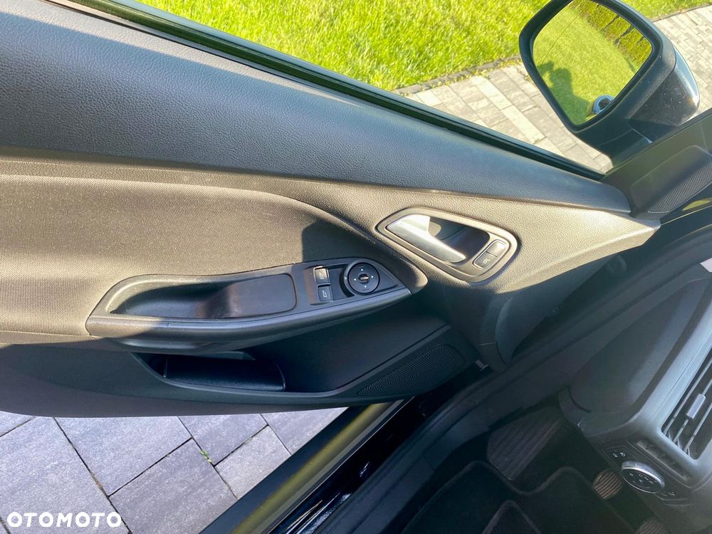Ford Focus - 8