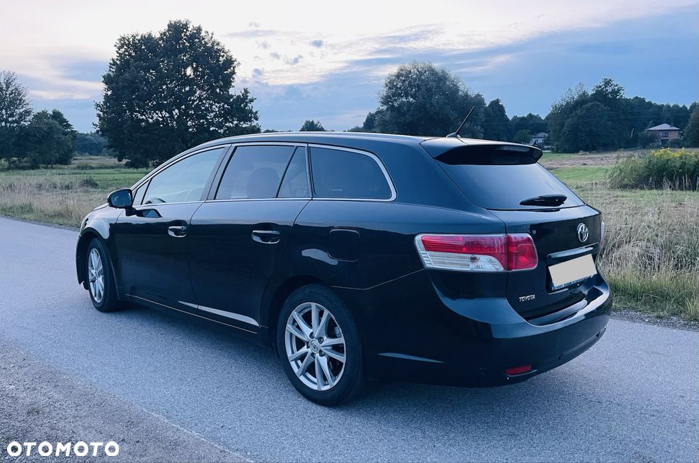 Toyota Avensis - 3
