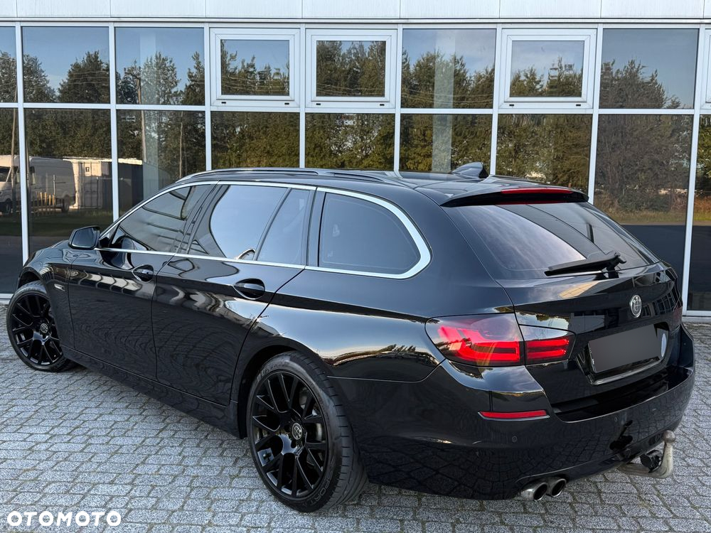 BMW Seria 5 520d Touring - 12