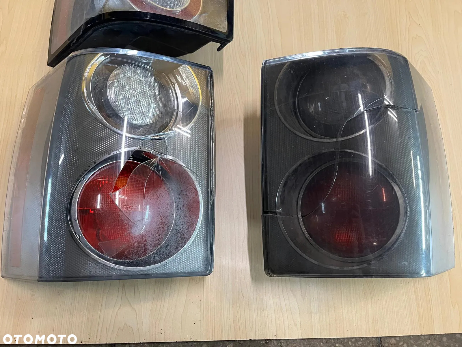 Lampa tył tylna prawa lewa uszkodzona na części Range Rover 3 III LM L322 - 2