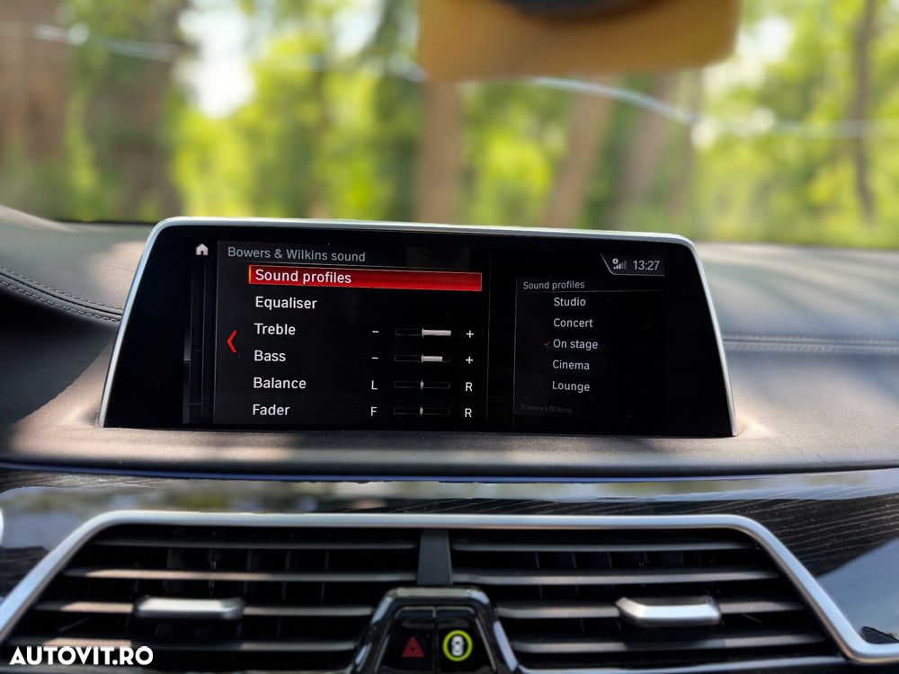 BMW Seria 7 750i xDrive Edition Exclusive - 32