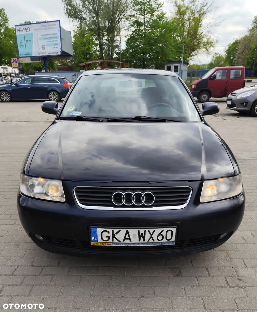 Audi A3 Sportback 1.9 TDI Ambiente - 2