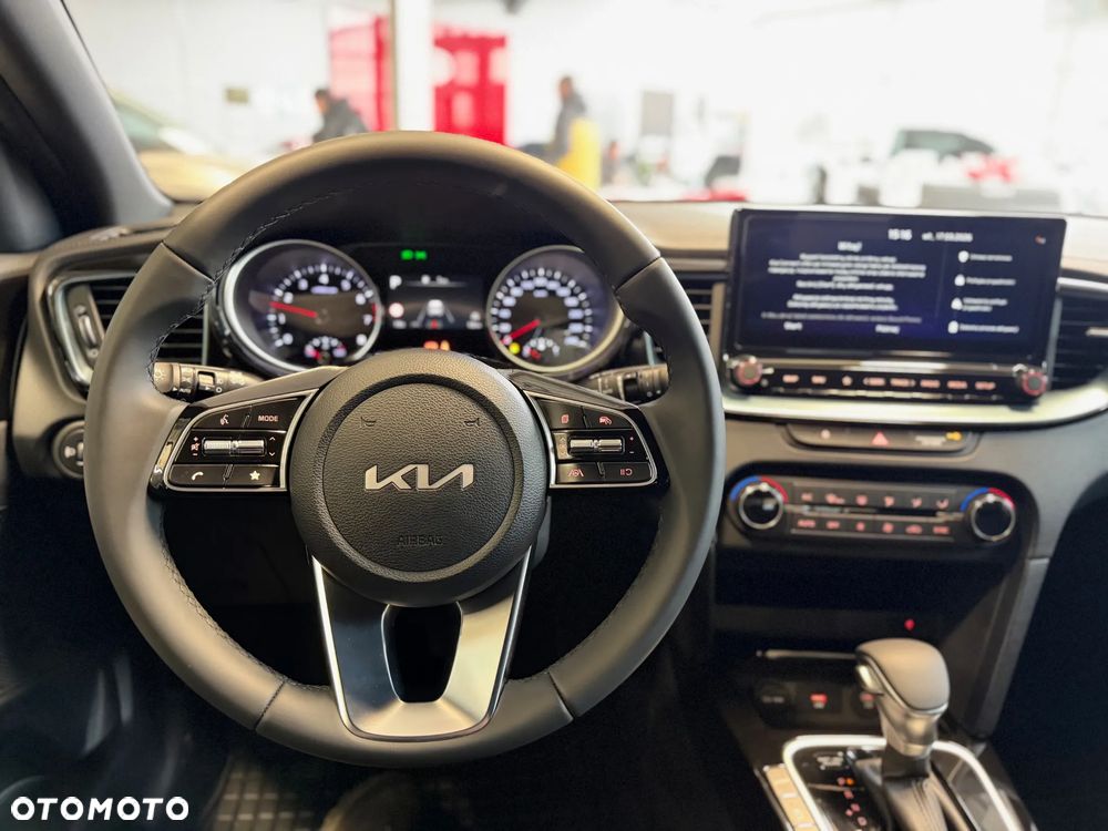 Kia XCeed 1.6 T-GDI M DCT - 2