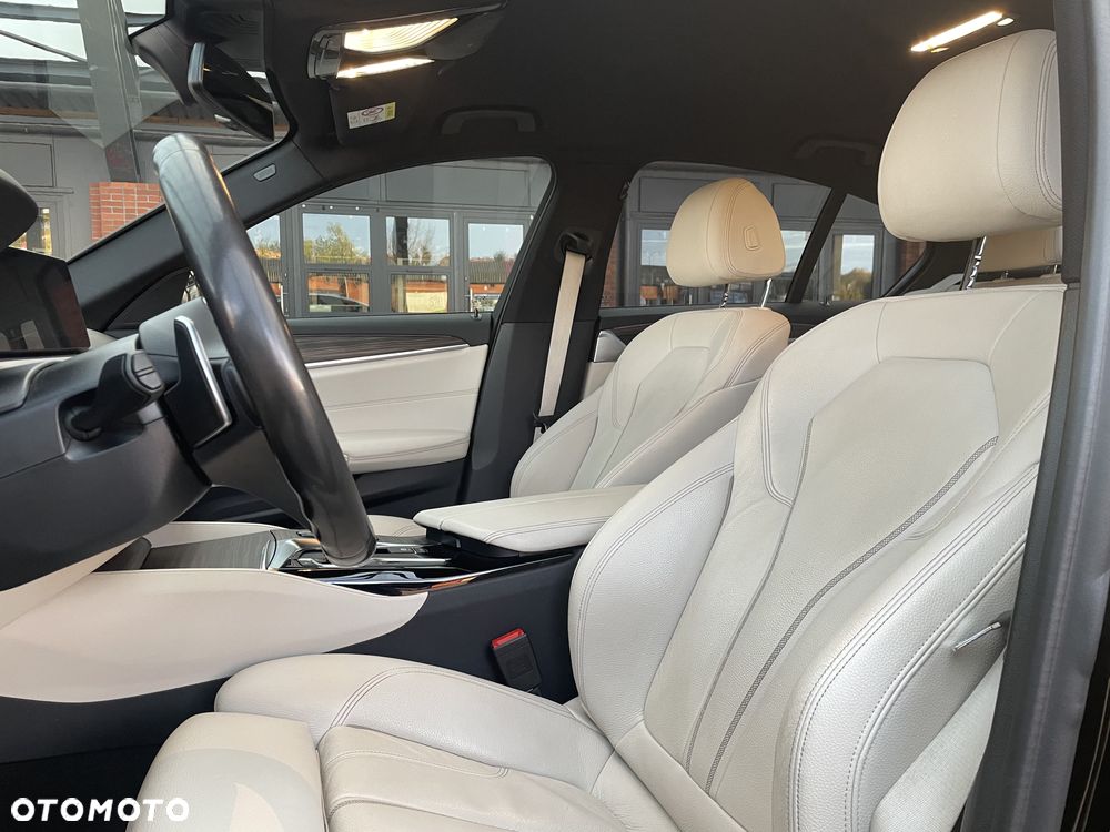 BMW Seria 5 - 26