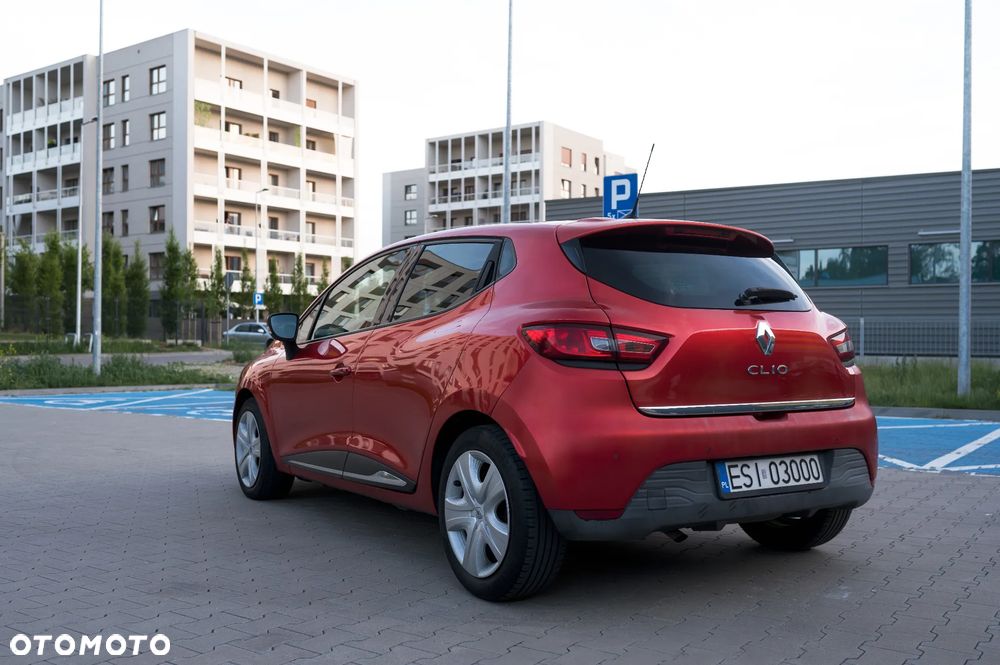 Renault Clio 1.2 16V Life - 6