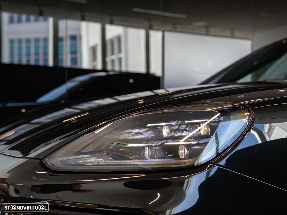 Porsche Cayenne Coupé E-Hybrid Black Edition - 14