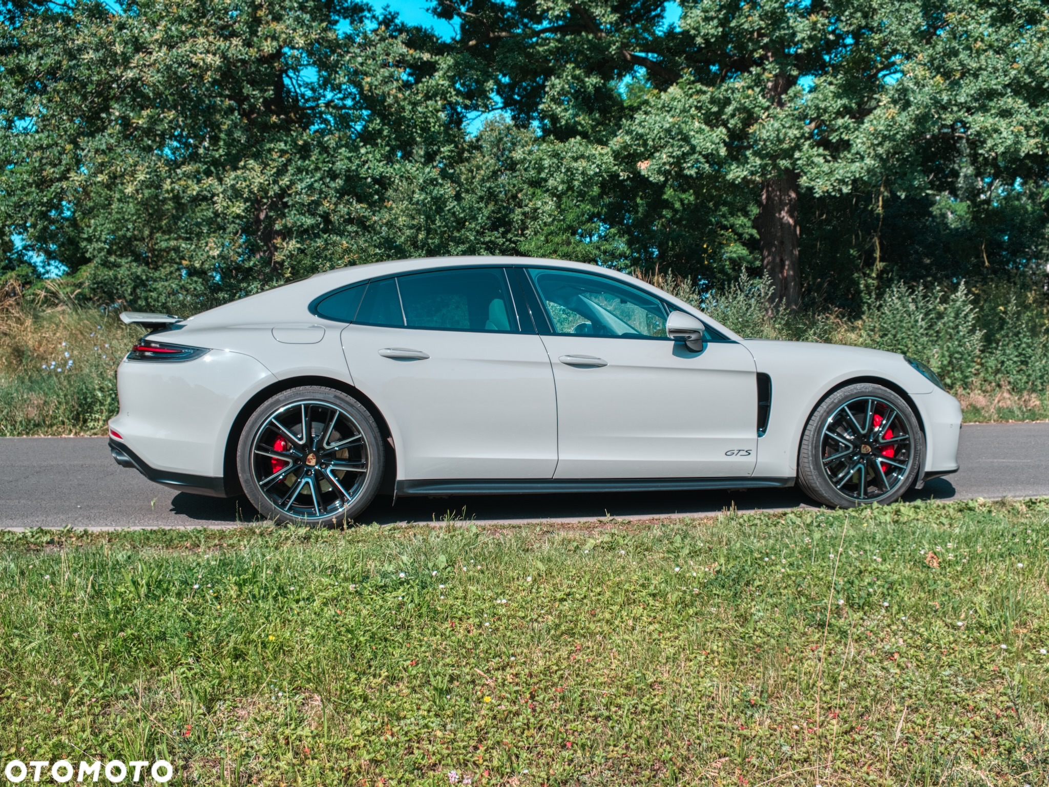 Porsche Panamera GTS GPF - 12
