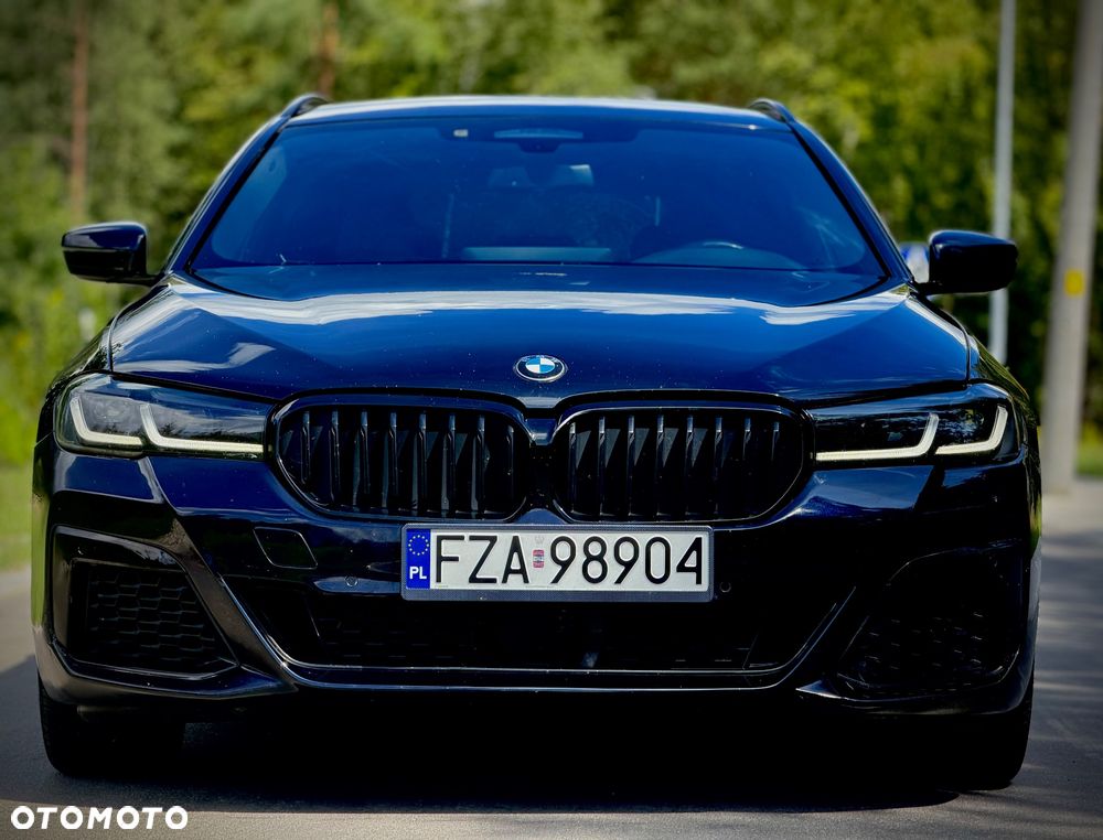 BMW Seria 5 520d xDrive mHEV M Sport sport - 9
