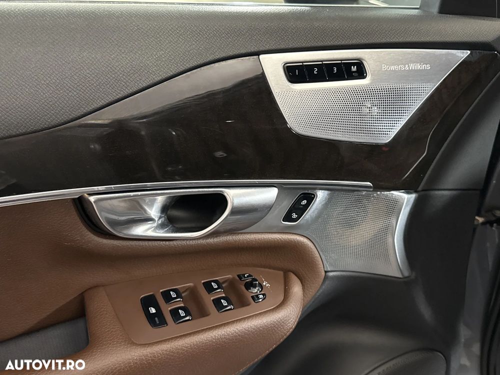 Volvo XC 90 - 15