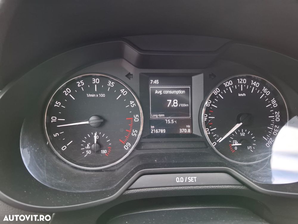 Skoda Octavia 2.0 TDI 4X4 Ambition - 14