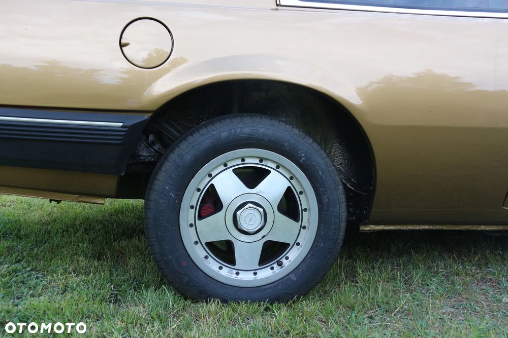 Opel Ascona - 15