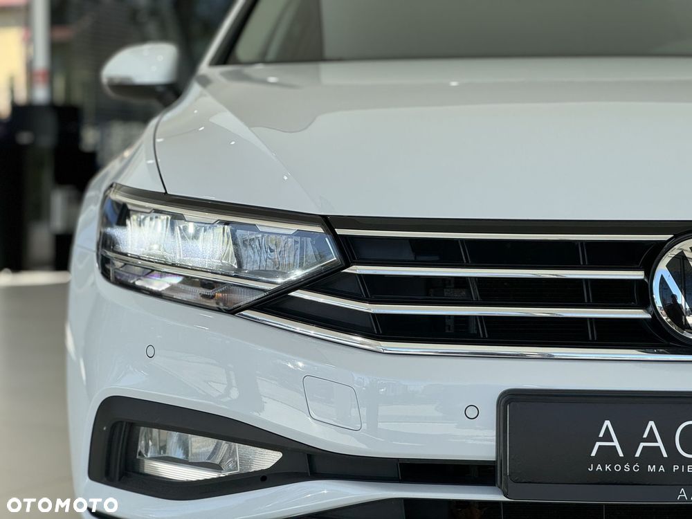 Volkswagen Passat - 40
