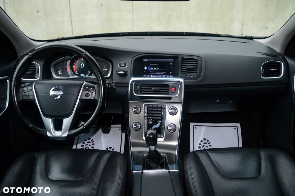 Volvo V60 - 13