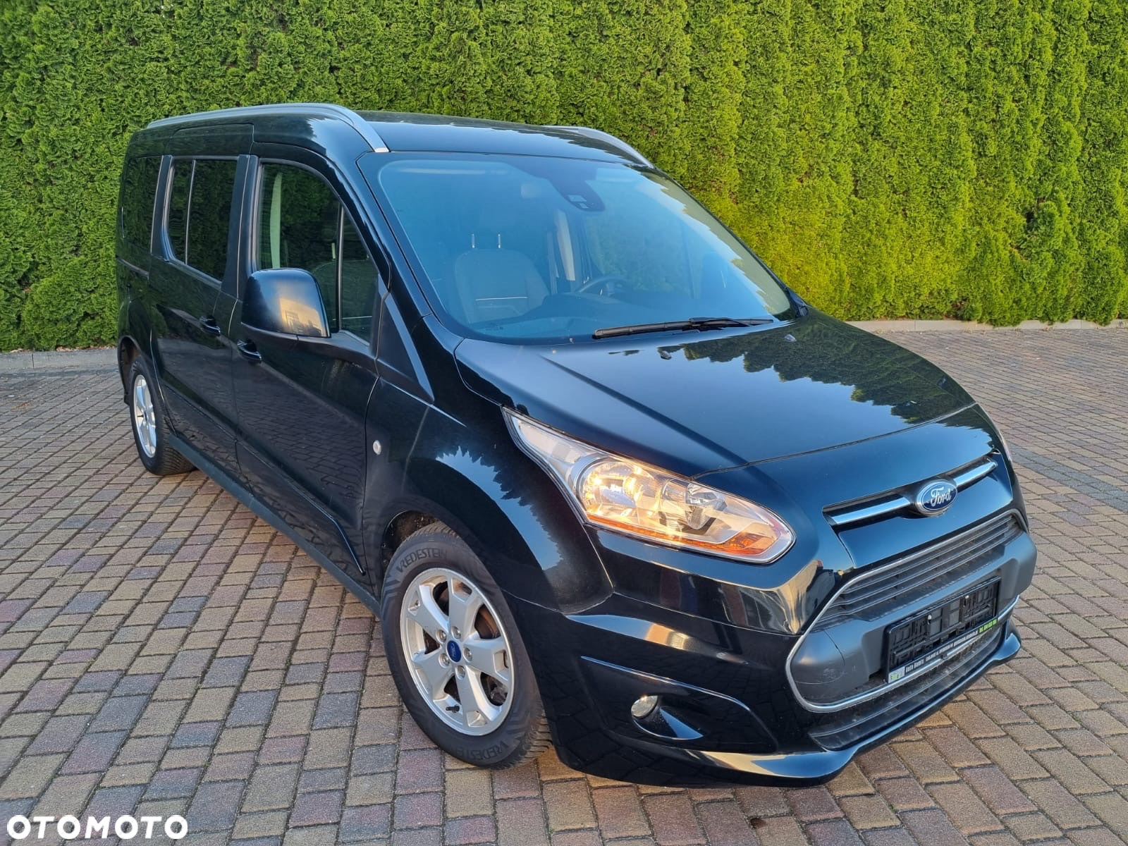 Ford Tourneo Connect Grand 1.6 TDCi Titanium - 4