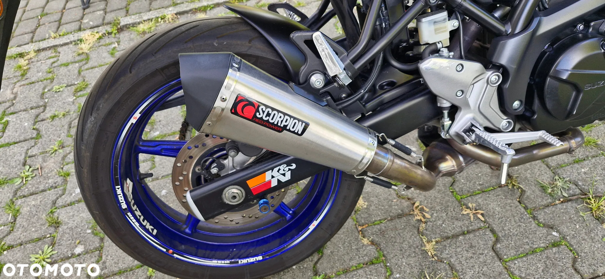Suzuki SV - 11