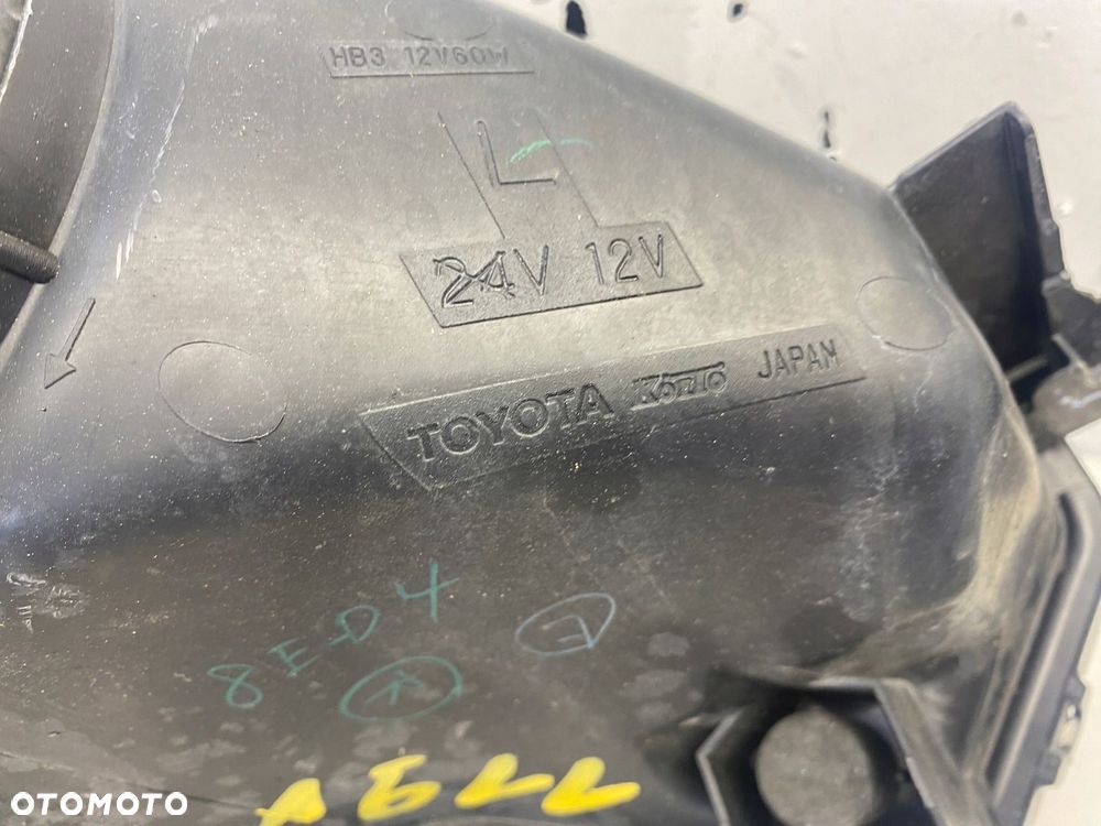 TOYOTA PRUS PLUS LAMPA LEWY PRZÓD SOCZEWKA - 14