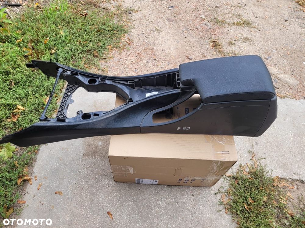 Podłokietnik tunel  bmw e90 - 2