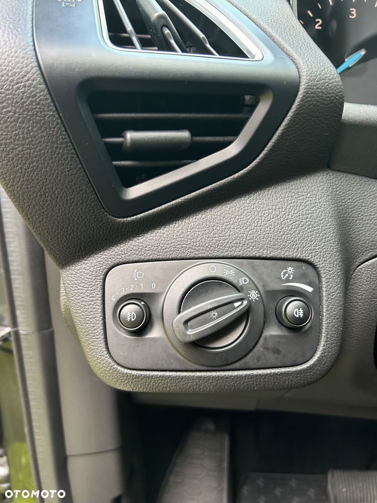 Ford Kuga - 9